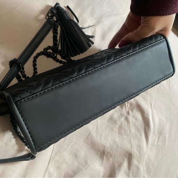 Tory Burch - Picture 11 of 16